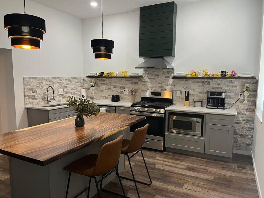 Luxury 2Br Within Walking Distance To Nightlife!! Villa Covington Ngoại thất bức ảnh